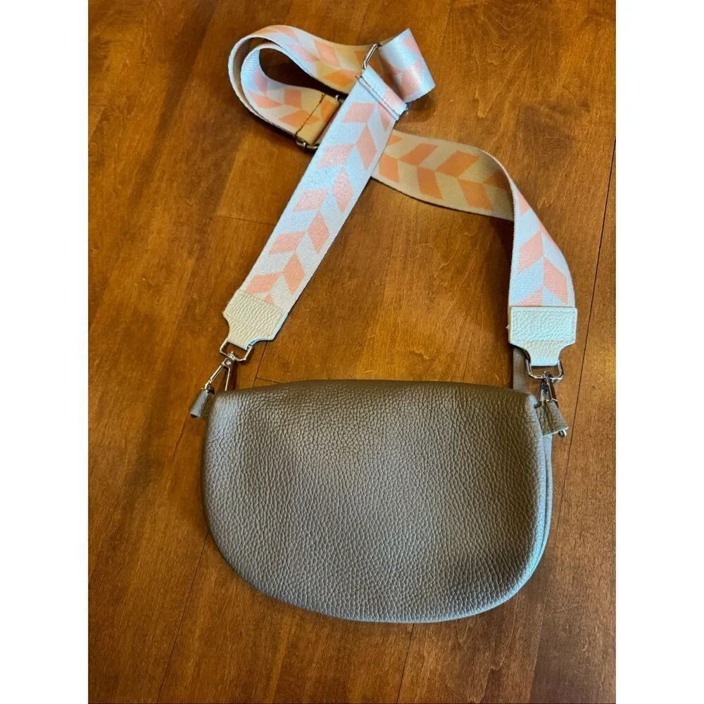 taupe pebbled